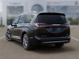 Chrysler Pacifica Pinnacle AWD 2026