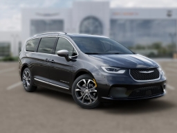 Chrysler Pacifica Pinnacle AWD 2026