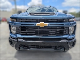 Chevrolet Silverado 2500HD Custom 2WD Crew Cab 159" 2026