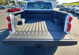 Chevrolet Silverado 2500HD Custom 4WD Crew Cab 159" 2026