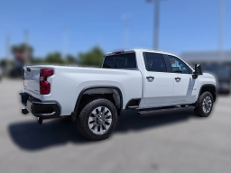 Chevrolet Silverado 2500HD Custom 4WD Crew Cab 159" 2026