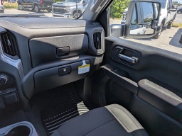 Chevrolet Silverado 2500HD Custom 4WD Crew Cab 159" 2026