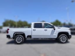 Chevrolet Silverado 2500HD Custom 4WD Crew Cab 159" 2026