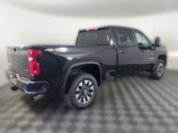 Chevrolet Silverado 2500HD Custom 4WD Crew Cab 159" 2026