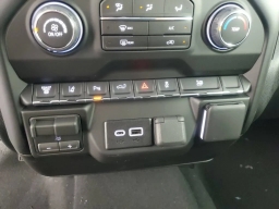 Chevrolet Silverado 2500HD Custom 4WD Crew Cab 159" 2026