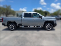 Chevrolet Silverado 2500HD Custom 4WD Crew Cab 159" 2026