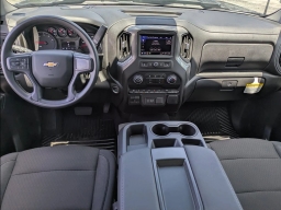 Chevrolet Silverado 2500HD Custom 4WD Crew Cab 159" 2026