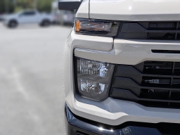 Chevrolet Silverado 2500HD Custom 4WD Crew Cab 159" 2026