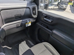 Chevrolet Silverado 2500HD Custom 4WD Crew Cab 159" 2026