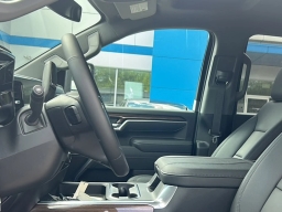 Chevrolet Silverado 2500HD LT 4WD Crew Cab 159" 2026