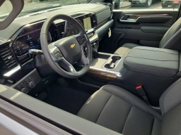 Chevrolet Silverado 2500HD LT 4WD Crew Cab 159" 2026