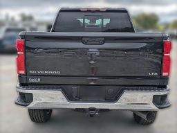 Chevrolet Silverado 2500HD LTZ 4WD Crew Cab 159" 2026