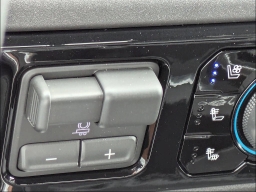 Chevrolet Silverado 2500HD LTZ 4WD Crew Cab 159" 2026