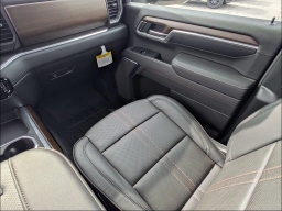 Chevrolet Silverado 2500HD High Country 4WD Crew Cab 159" 2026