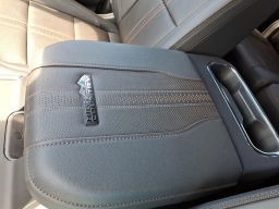 Chevrolet Silverado 2500HD High Country 4WD Crew Cab 159" 2026
