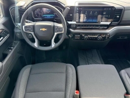 Chevrolet Silverado 1500 LT 2WD Crew Cab 157" 2026