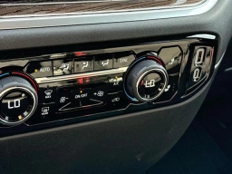 Chevrolet Silverado 1500 LT 2WD Crew Cab 157" 2026