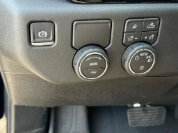 Chevrolet Silverado 1500 LT 2WD Crew Cab 157" 2026
