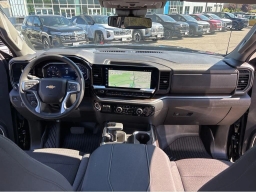 Chevrolet Silverado 1500 LT 4WD Crew Cab 157" 2026