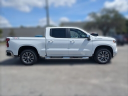 Chevrolet Silverado 1500 LT 4WD Crew Cab 147" 2026