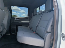 Chevrolet Silverado 1500 LT 4WD Crew Cab 147" 2026