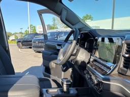 Chevrolet Silverado 1500 RST 4WD Crew Cab 147" 2026
