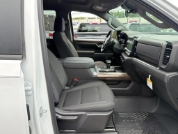 Chevrolet Silverado 1500 RST 4WD Crew Cab 147" 2026