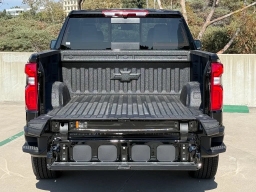 Chevrolet Silverado 1500 High Country 4WD Crew Cab 147" 2026