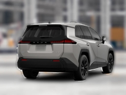 Toyota RAV4 XLE Premium FWD (Natl) 2026