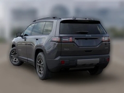 Jeep Cherokee Laredo 4x4 2026