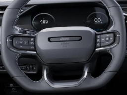 Jeep Cherokee Laredo 4x4 2026