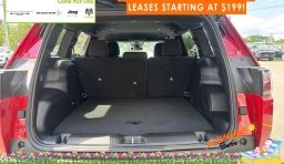 Jeep Cherokee Laredo 4x4 2026