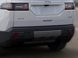 Jeep Cherokee Laredo 4x4 2026