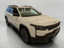 Jeep Cherokee Laredo 4x4 2026