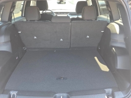 Jeep Cherokee Laredo 4x4 2026