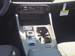 Jeep Cherokee Laredo 4x4 2026