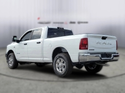 Ram 2500 Big Horn 4x2 Crew Cab 6'4" Box 2026