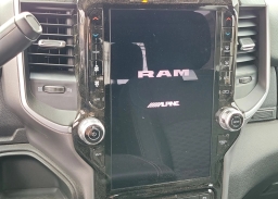 Ram 2500 Big Horn 4x2 Crew Cab 6'4" Box 2026