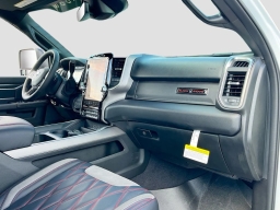 Ram 2500 Big Horn 4x4 Crew Cab 6'4" Box 2026