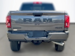 Ram 2500 Big Horn 4x4 Crew Cab 6'4" Box 2026