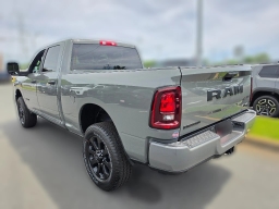 Ram 2500 Big Horn 4x4 Crew Cab 6'4" Box 2026