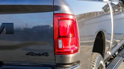 Ram 2500 Big Horn 4x4 Crew Cab 6'4" Box 2026