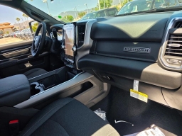 Ram 2500 Big Horn 4x4 Crew Cab 6'4" Box 2026