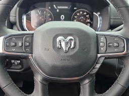 Ram 2500 Laramie 4x4 Crew Cab 6'4" Box 2026