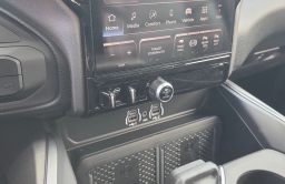 Ram 2500 Laramie 4x4 Crew Cab 6'4" Box 2026