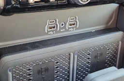 Ram 2500 Laramie 4x4 Crew Cab 6'4" Box 2026