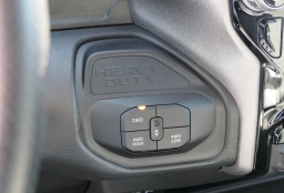 Ram 2500 Tradesman 4x4 Crew Cab 8' Box 2025