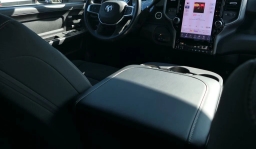 Ram 2500 Tradesman 4x4 Crew Cab 8' Box 2025