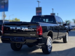 Ram 2500 Laramie 4x4 Crew Cab 8' Box 2026