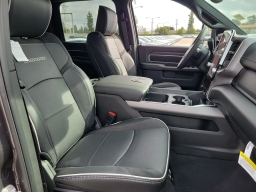 Ram 2500 Laramie 4x4 Mega Cab 6'4" Box 2026